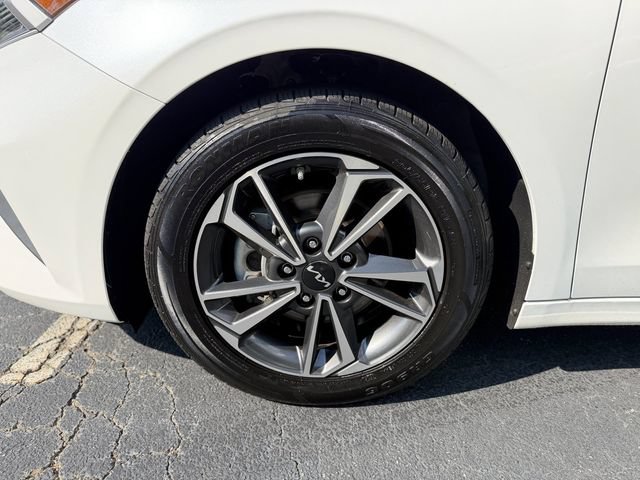 Used 2024 Kia Forte LXS FWD image 36