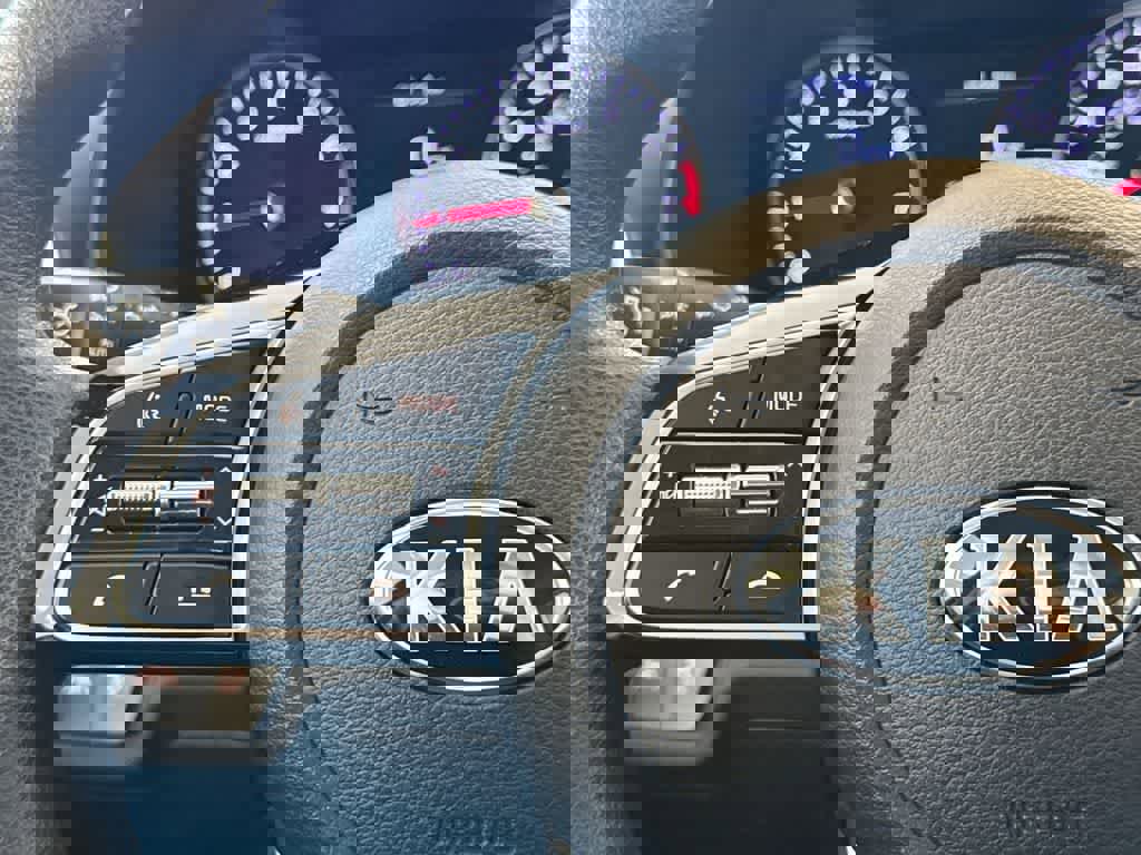 Used 2020 Kia Forte LXS image 23