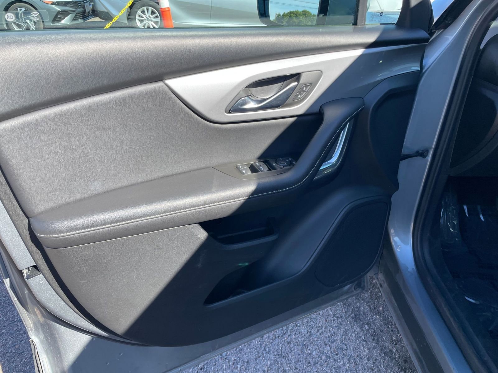 Used 2025 Chevrolet Blazer LT image 18