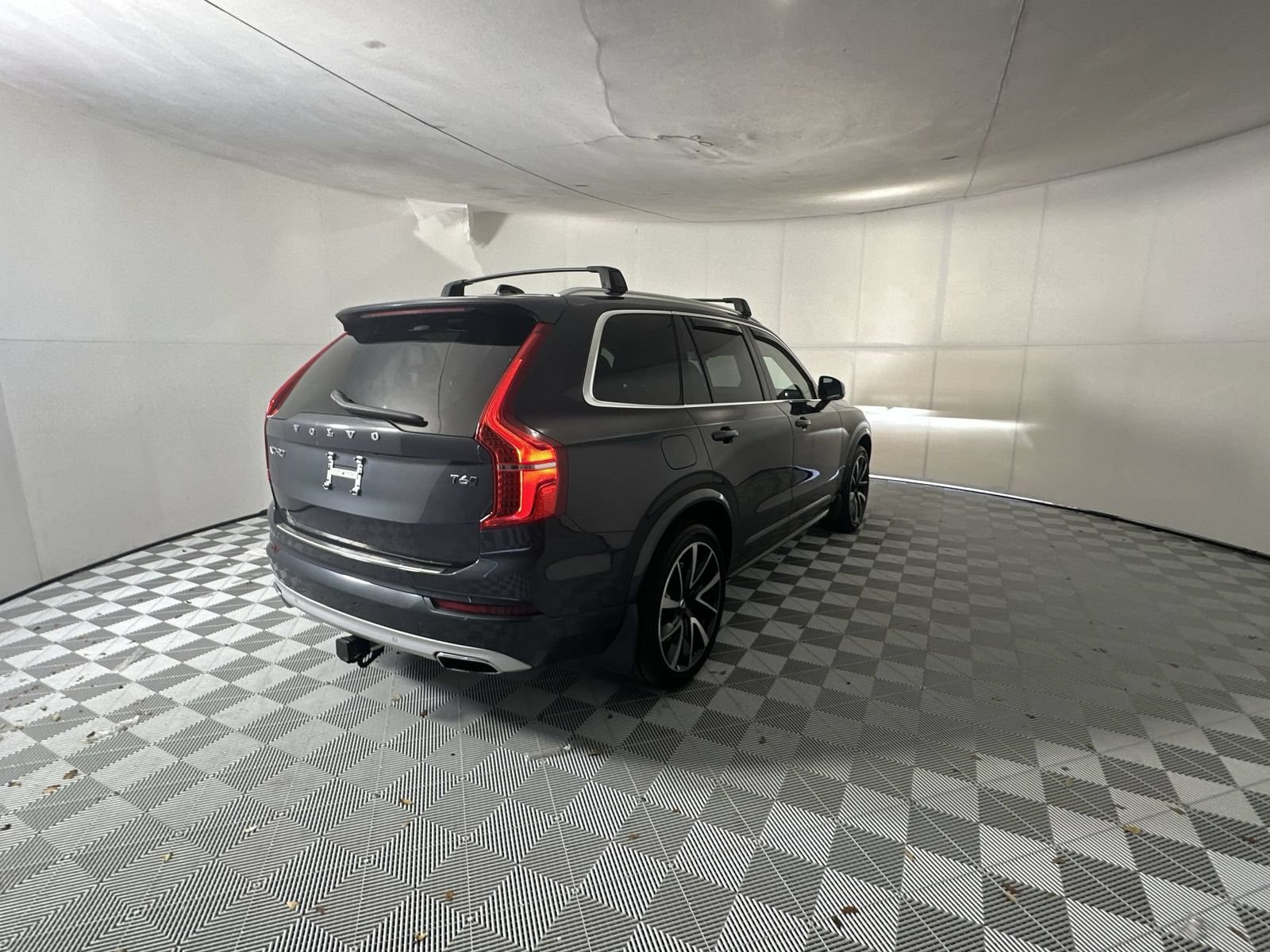 Used 2021 Volvo XC90 T6 Momentum w/ Climate Package AWD/4WD image 8