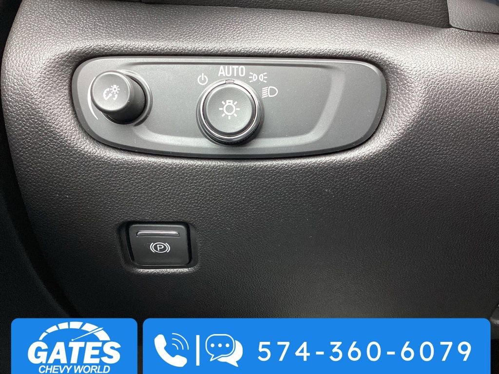 Used 2025 Chevrolet Blazer LT AWD/4WD image 22