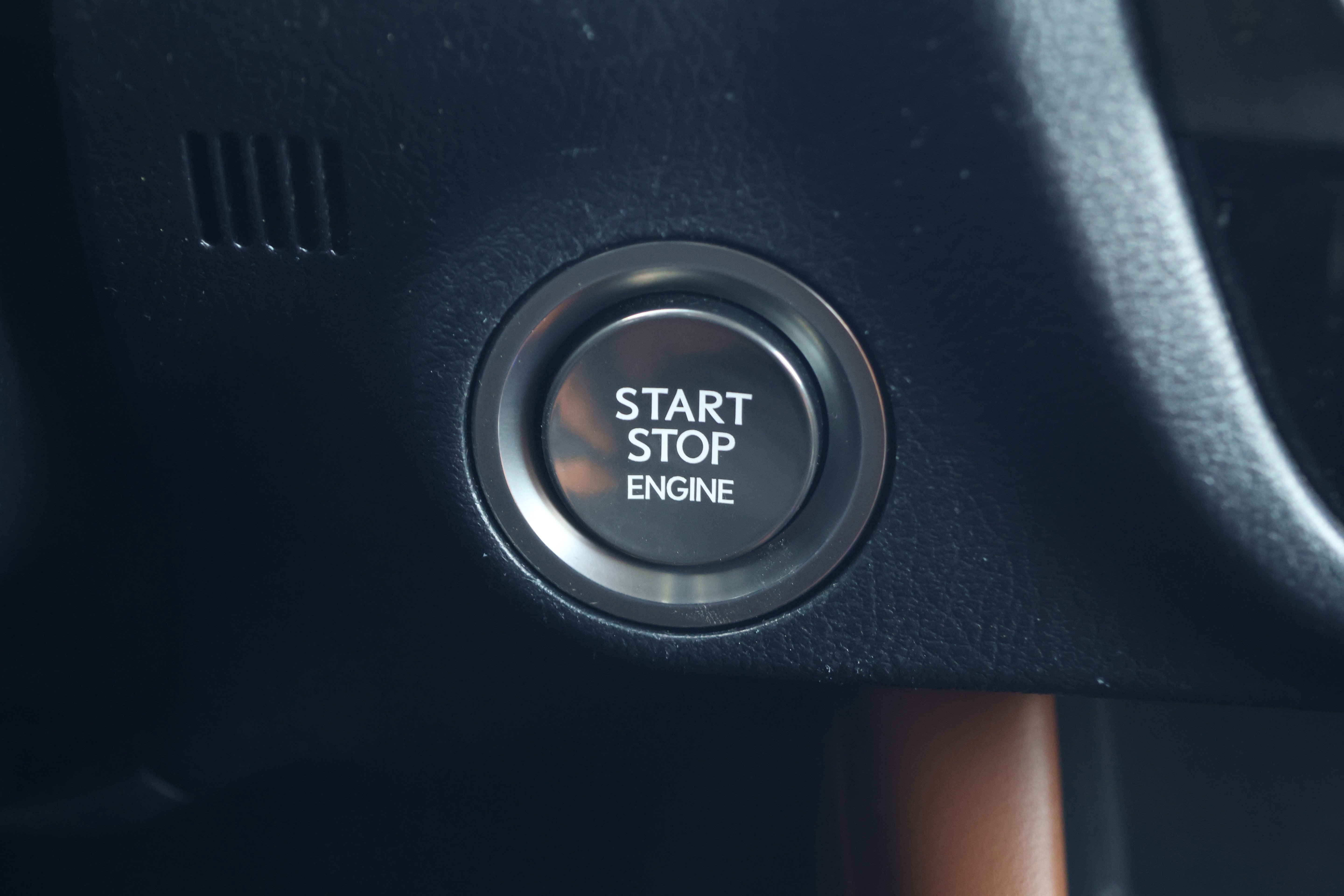 Used 2021 Lexus RX 350L FWD w/ Premium Package image 30