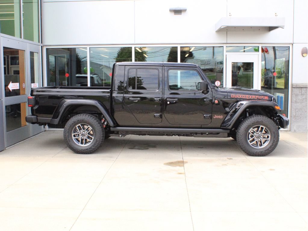 New 2026 Jeep Gladiator Mojave AWD/4WD image 4