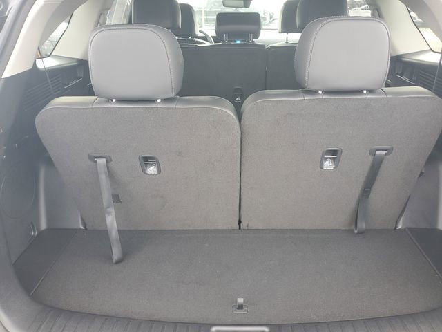 Certified 2025 Kia Sorento S image 7