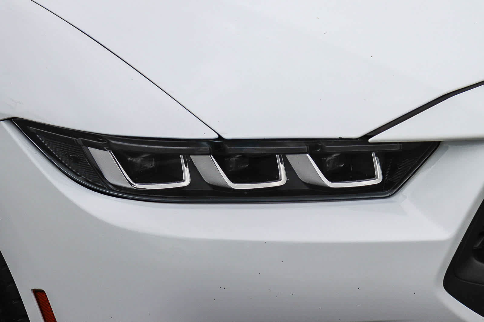 Used 2024 Ford Mustang Premium RWD image 4