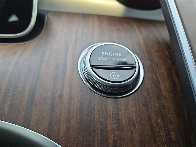 New 2025 Mercedes-Benz C 300 4MATIC Sedan image 11