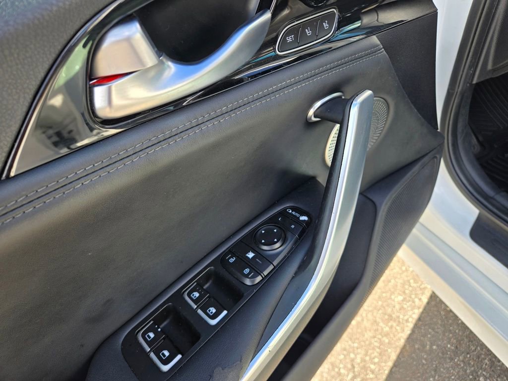 Used 2019 Kia Stinger Premium image 25