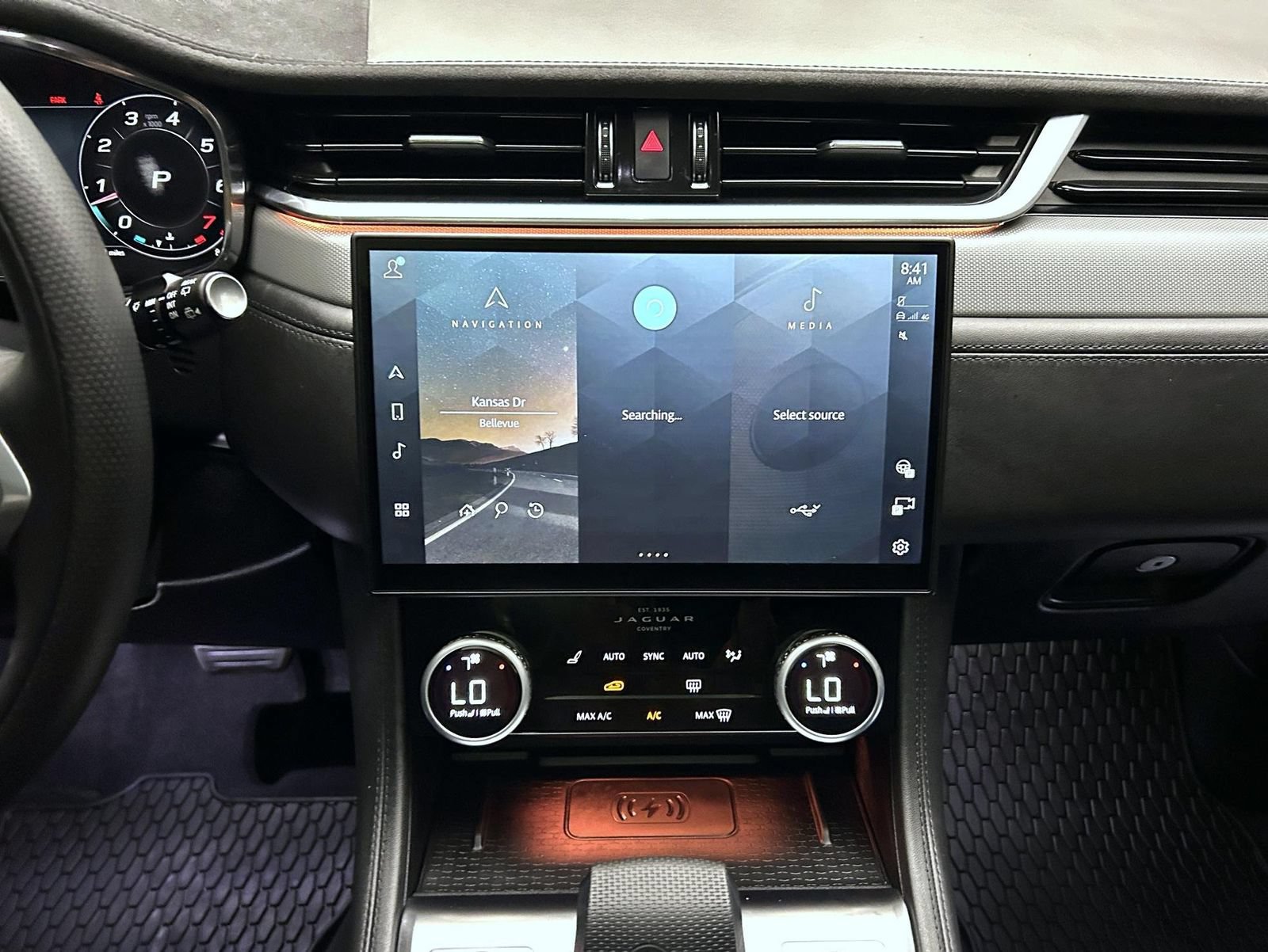 Used 2026 Jaguar F-PACE SVR AWD/4WD image 13
