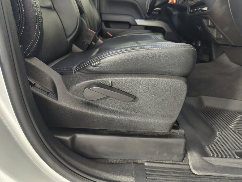 Used 2019 Chevrolet Silverado 1500 LT w/ All Star Edition image 35