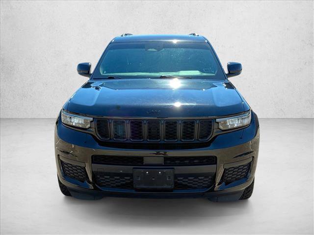 Used 2024 Jeep Grand Cherokee L Altitude AWD/4WD image 2
