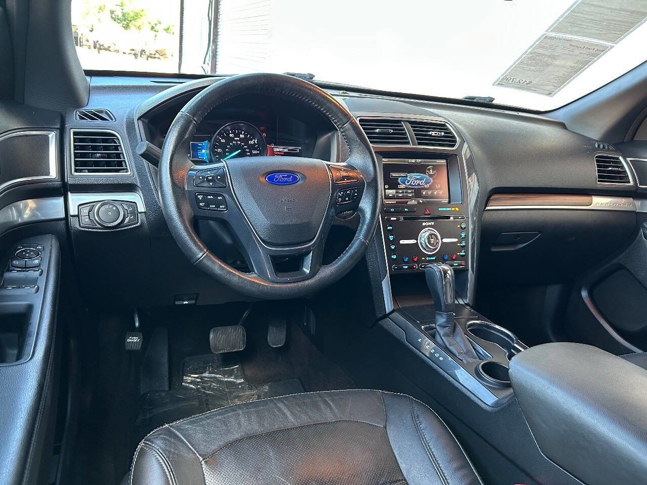 Used 2016 Ford Explorer Limited image 18