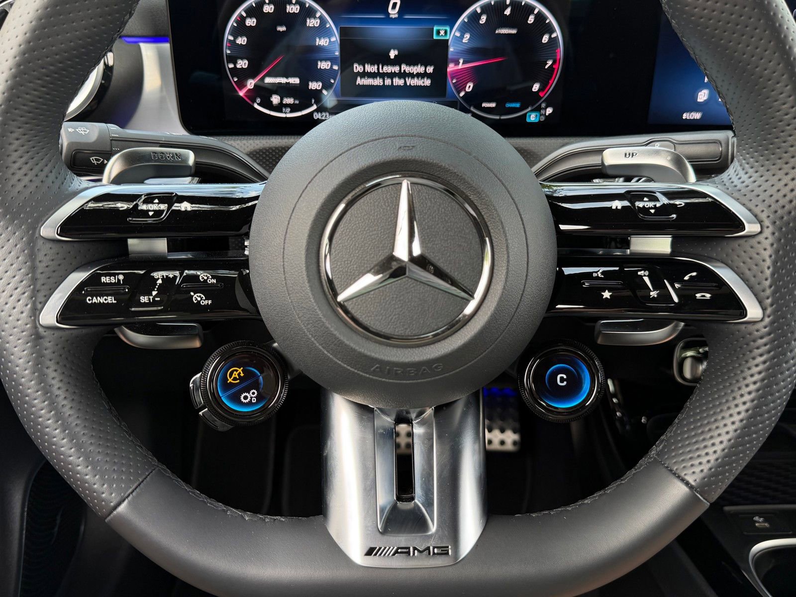 Certified 2025 Mercedes-Benz CLA 35 AMG 4MATIC image 7