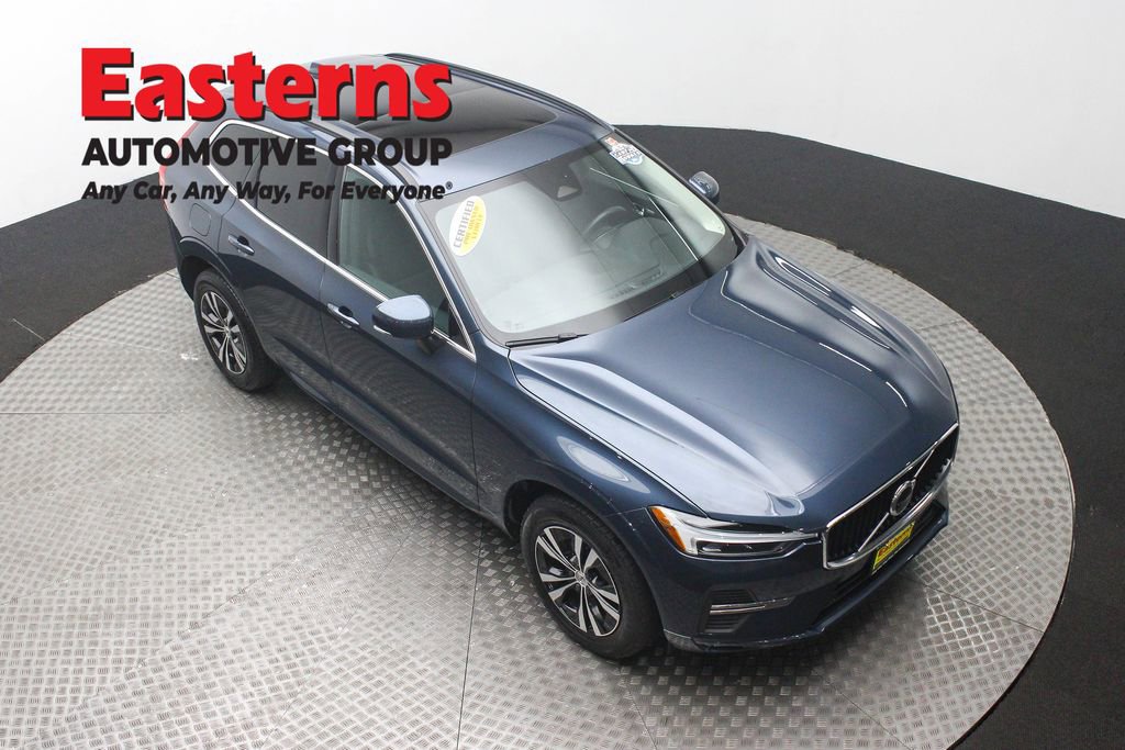 Used 2023 Volvo XC60 B5 Core image 3