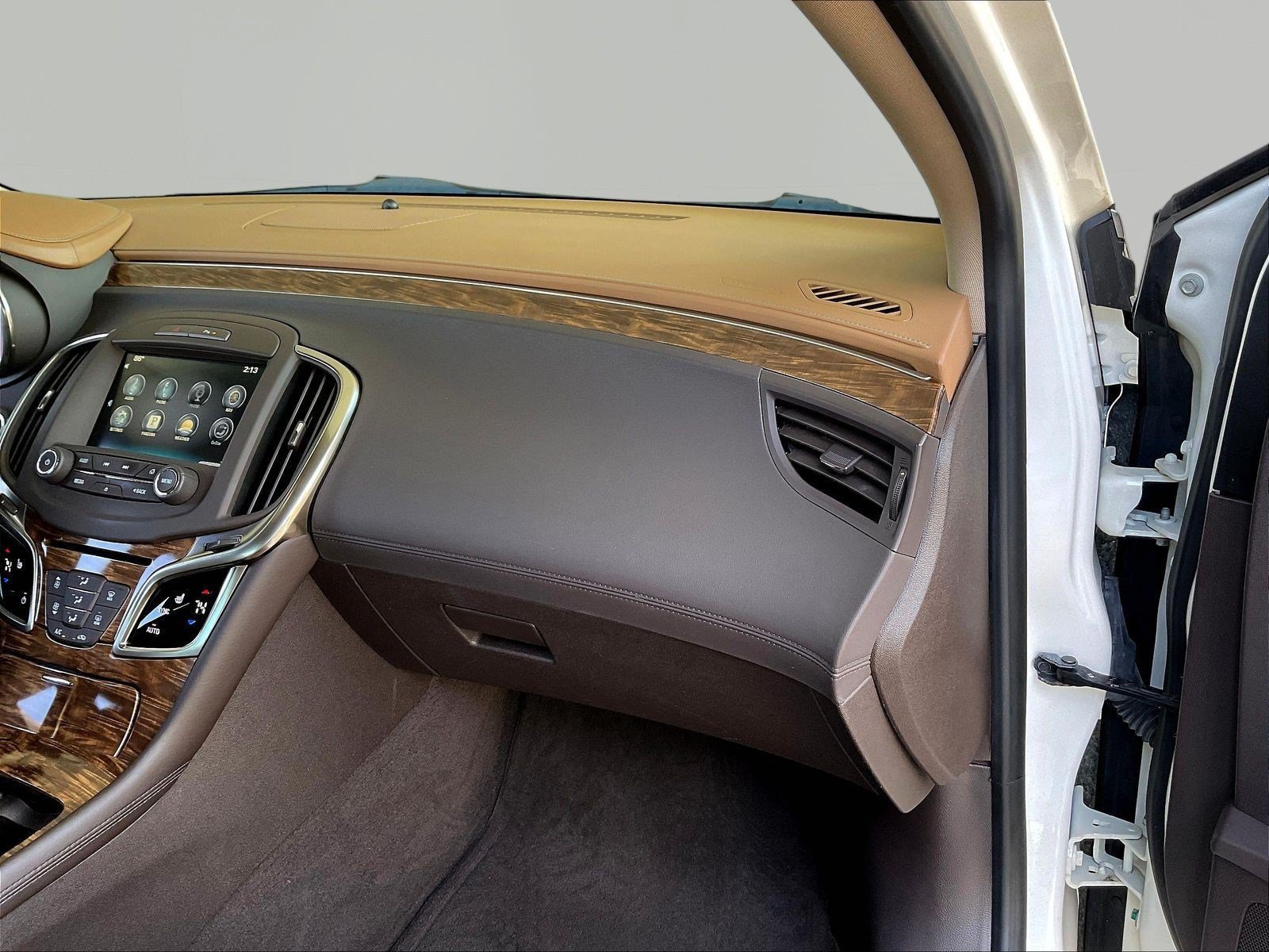 Used 2014 Buick LaCrosse Leather FWD image 26