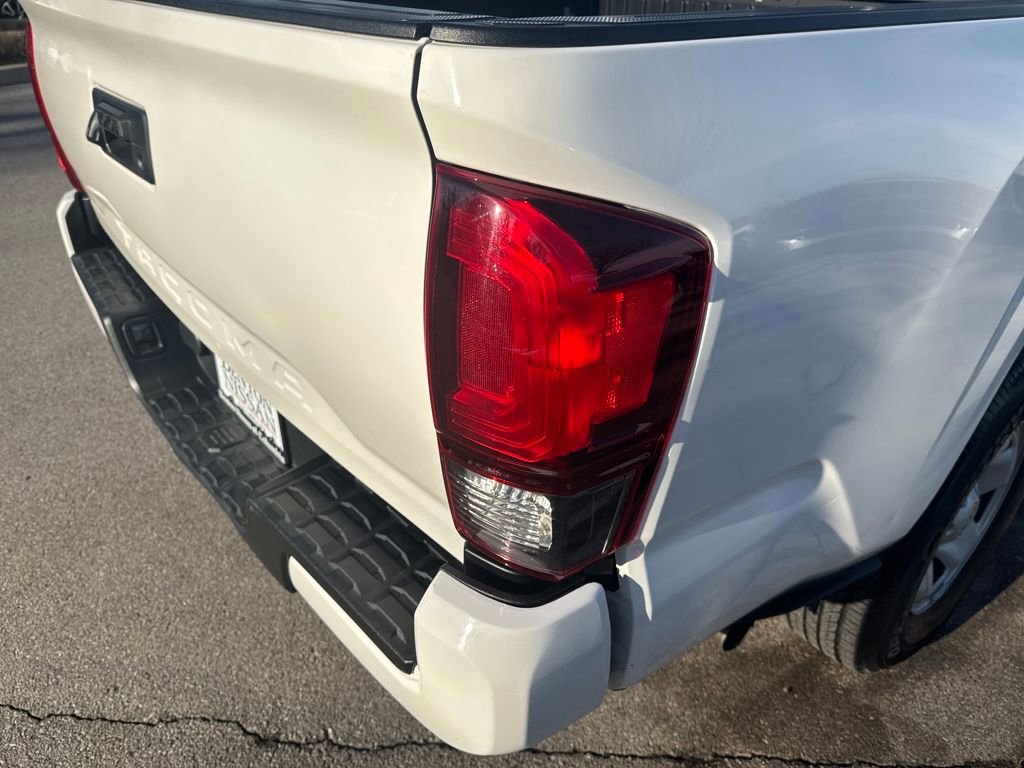 Used 2021 Toyota Tacoma SR w/ SR Convenience Package image 40