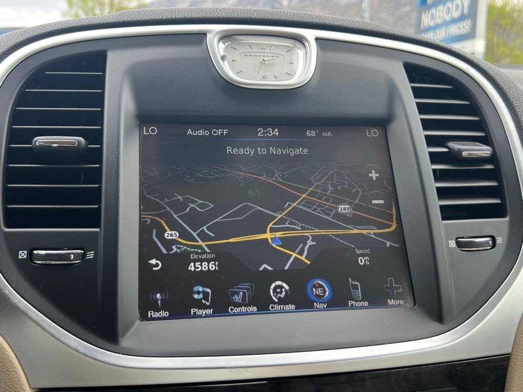 Used 2013 Chrysler 300 AWD w/ Driver Convenience Group image 34