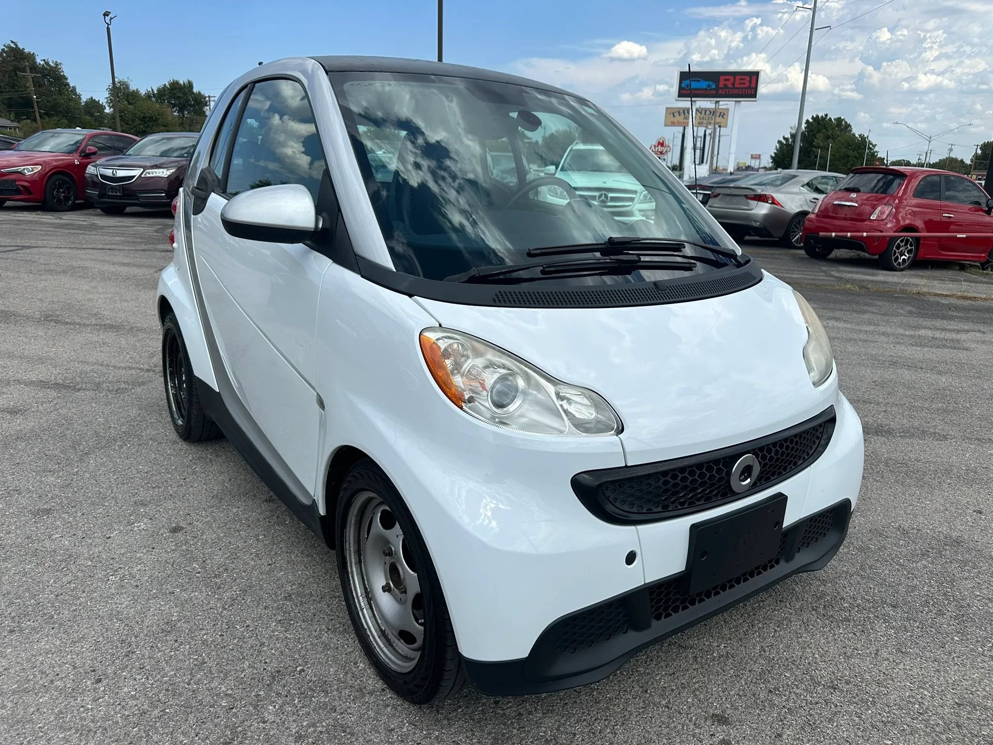Used 2015 smart fortwo pure RWD image 23
