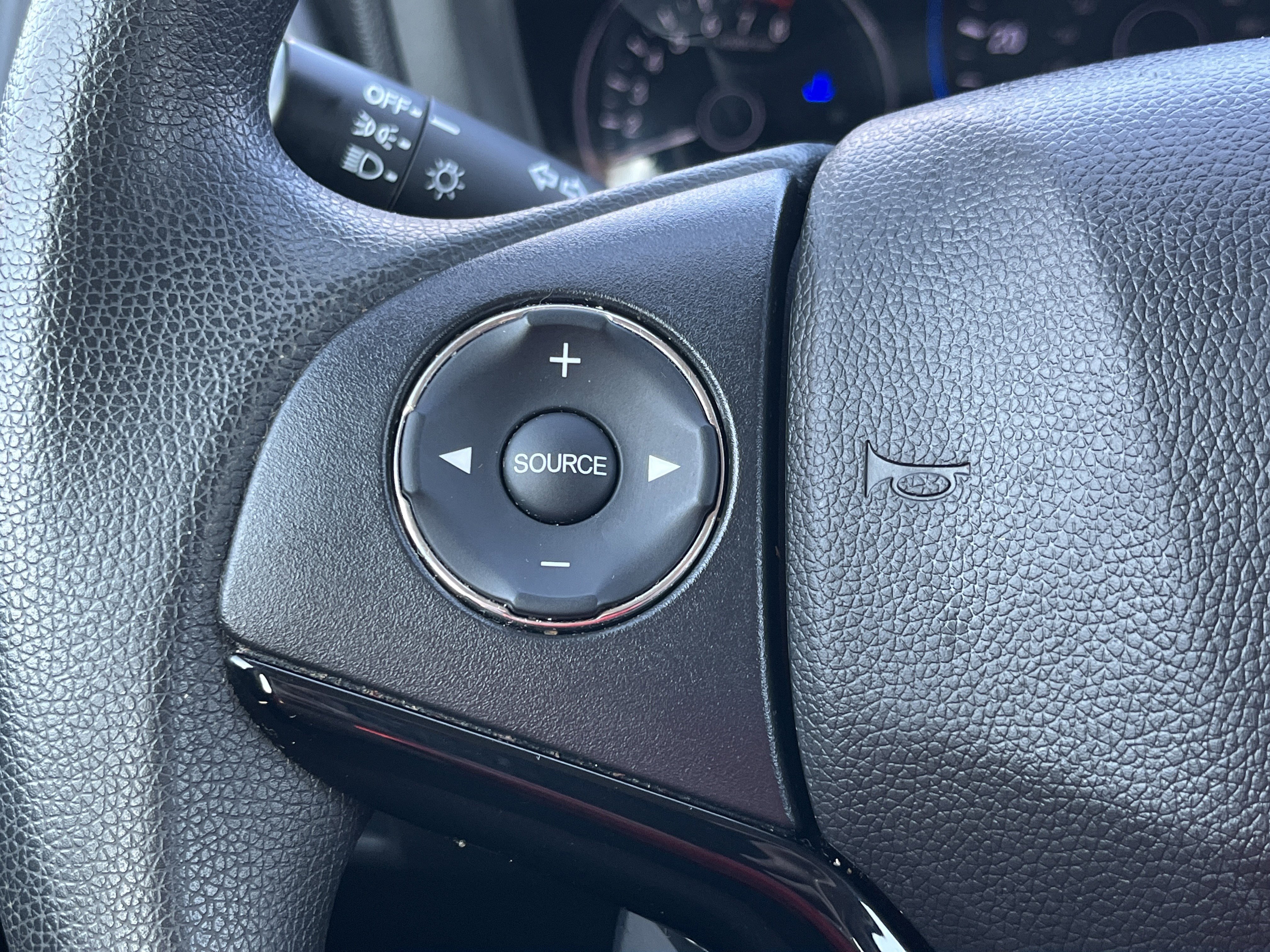 Certified 2020 Honda HR-V LX image 11