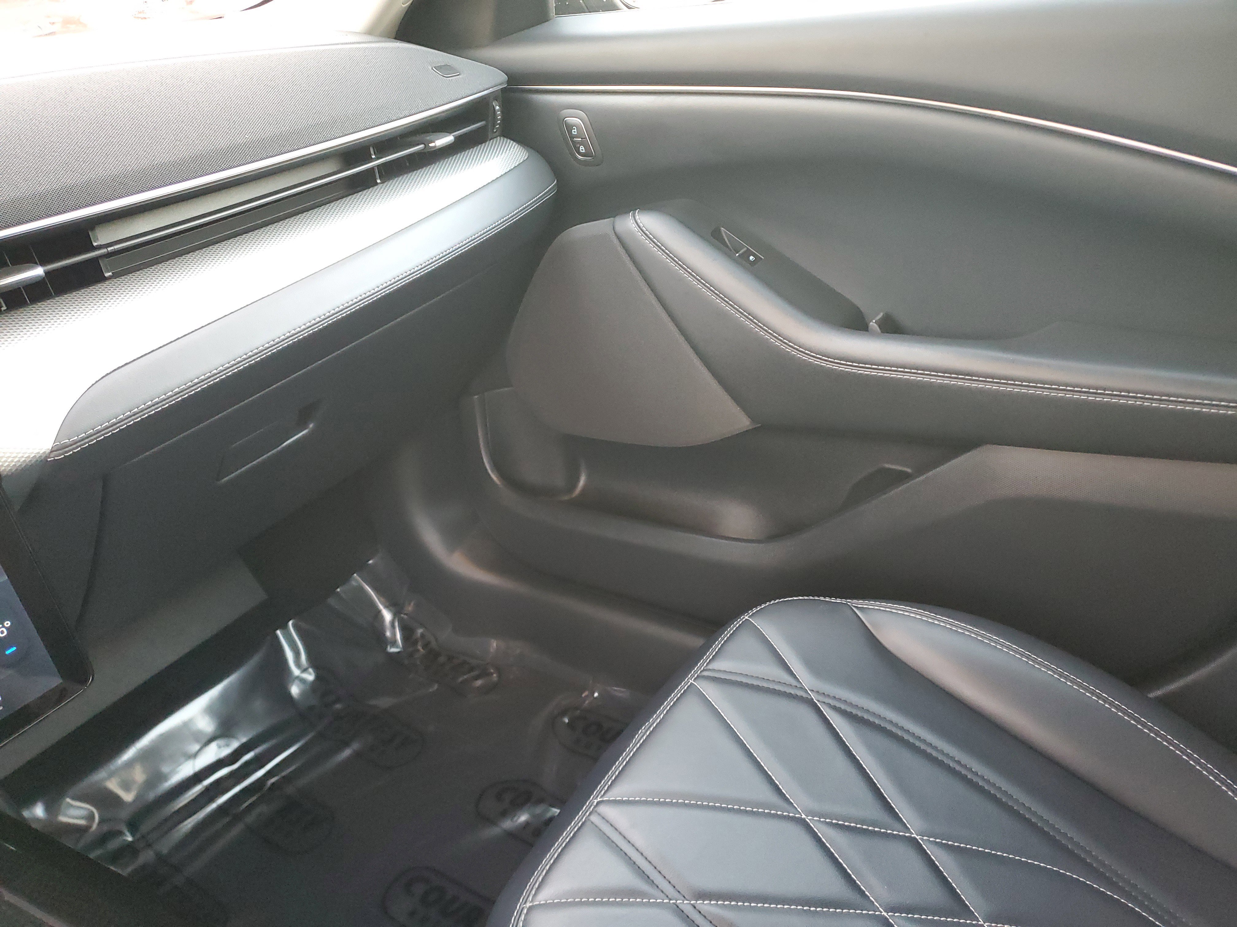 Used 2021 Ford Mustang Mach-E California Route 1 image 22