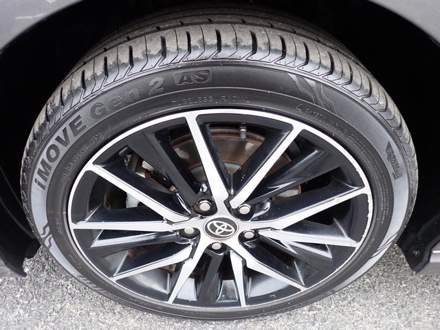 Used 2023 Toyota Camry SE image 12