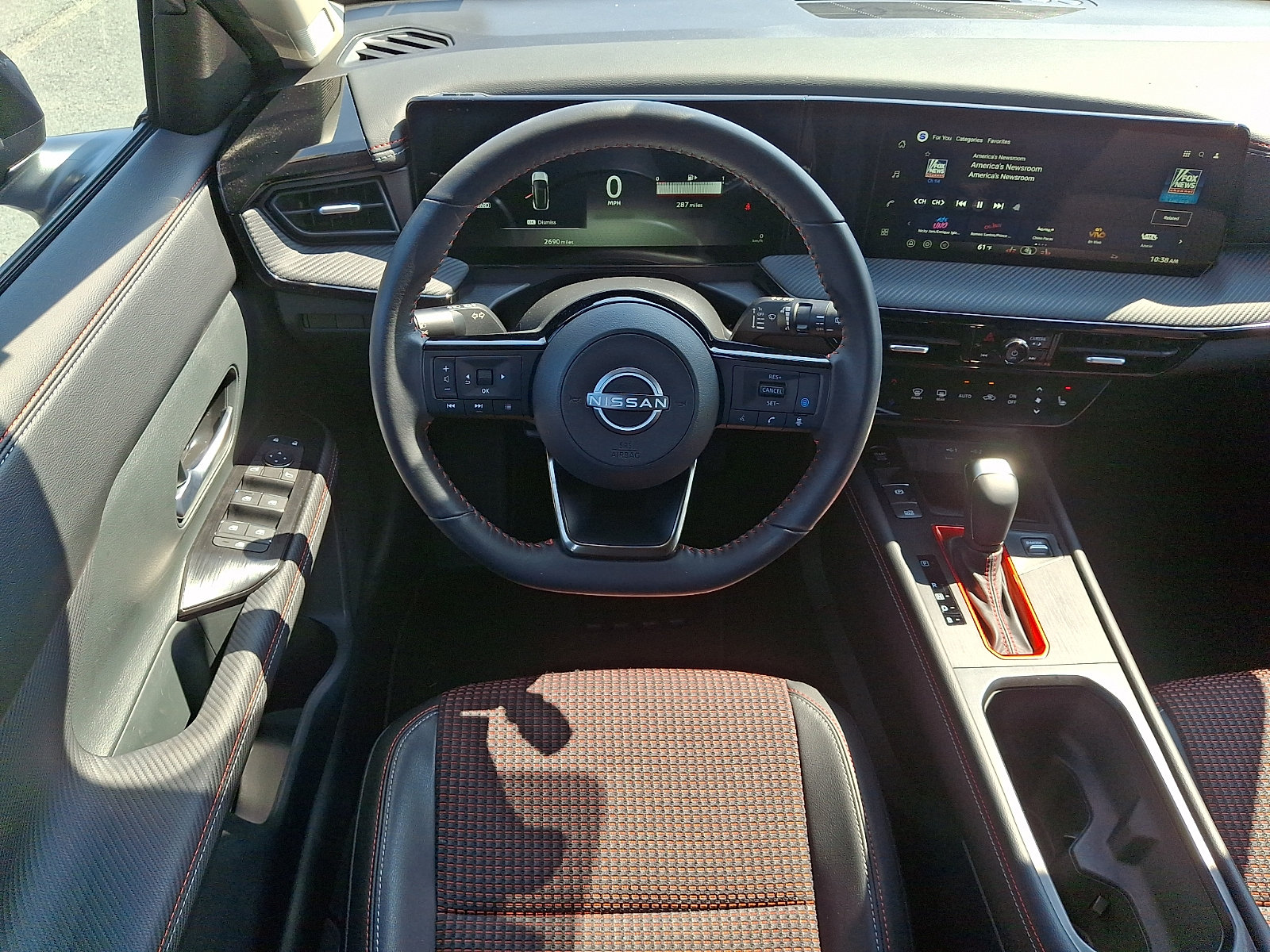 Used 2026 Nissan Kicks SR w/ Cold Weather Package AWD/4WD image 12