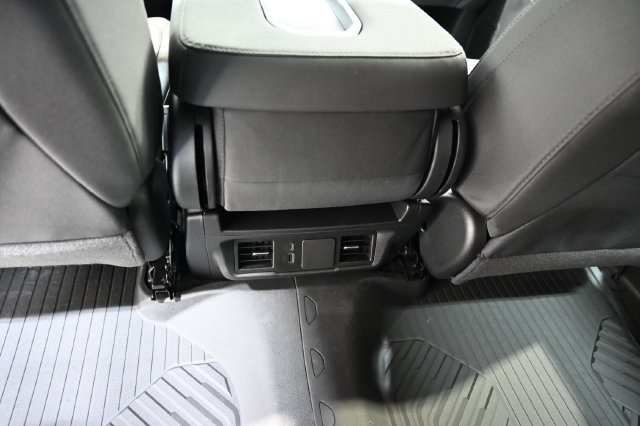 New 2026 Chevrolet Silverado 1500 Custom Trail Boss w/ Turbomax Blackout Package AWD/4WD image 25