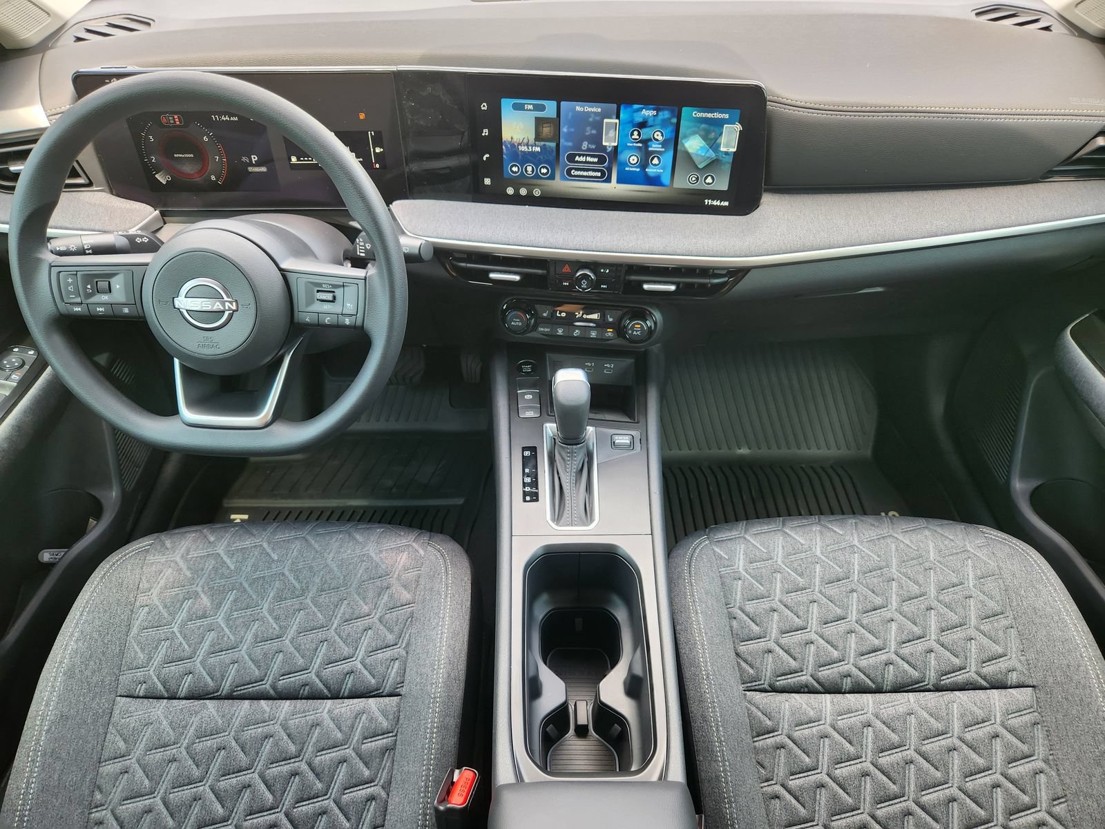 New 2026 Nissan Kicks SV w/ SV Premium Package FWD image 23