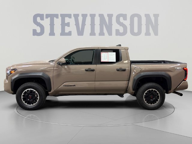 Certified 2026 Toyota Tacoma TRD Off-Road AWD/4WD image 2