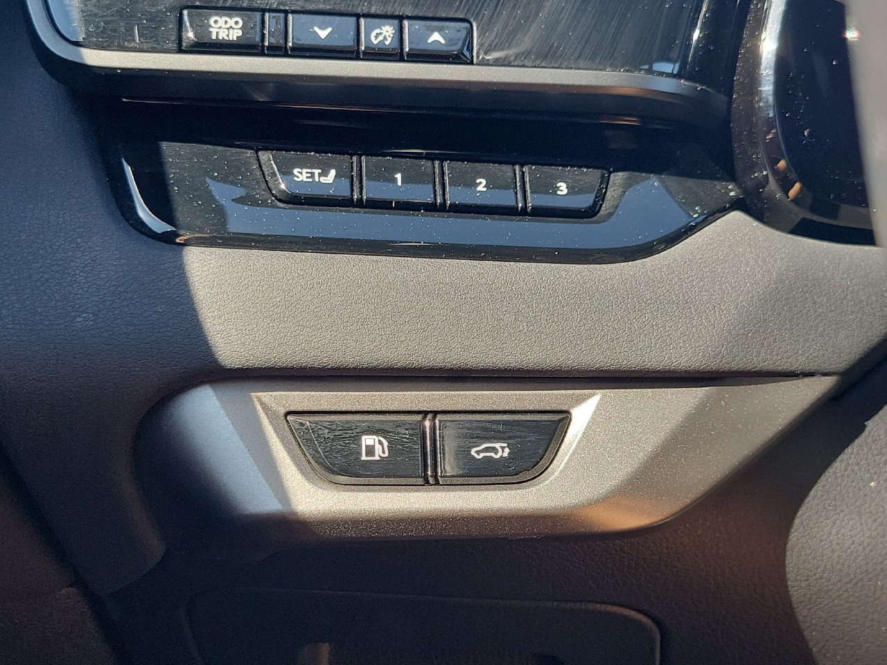 Used 2025 Lexus RX 350 Premium FWD image 29