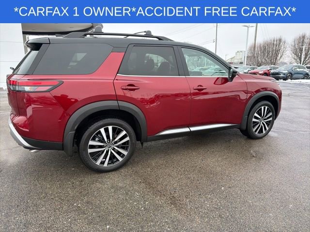 Used 2025 Nissan Pathfinder Platinum image 12
