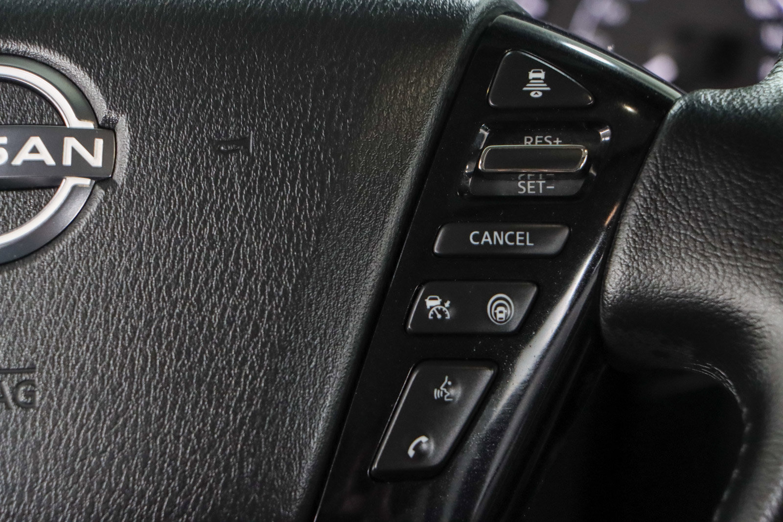 Used 2024 Nissan Armada SL image 15