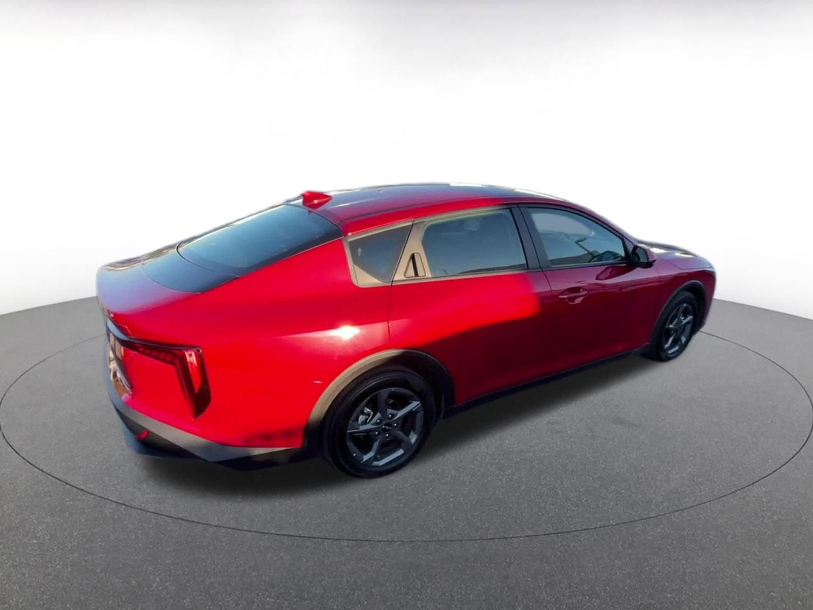 Used 2025 Kia K4 LXS image 15