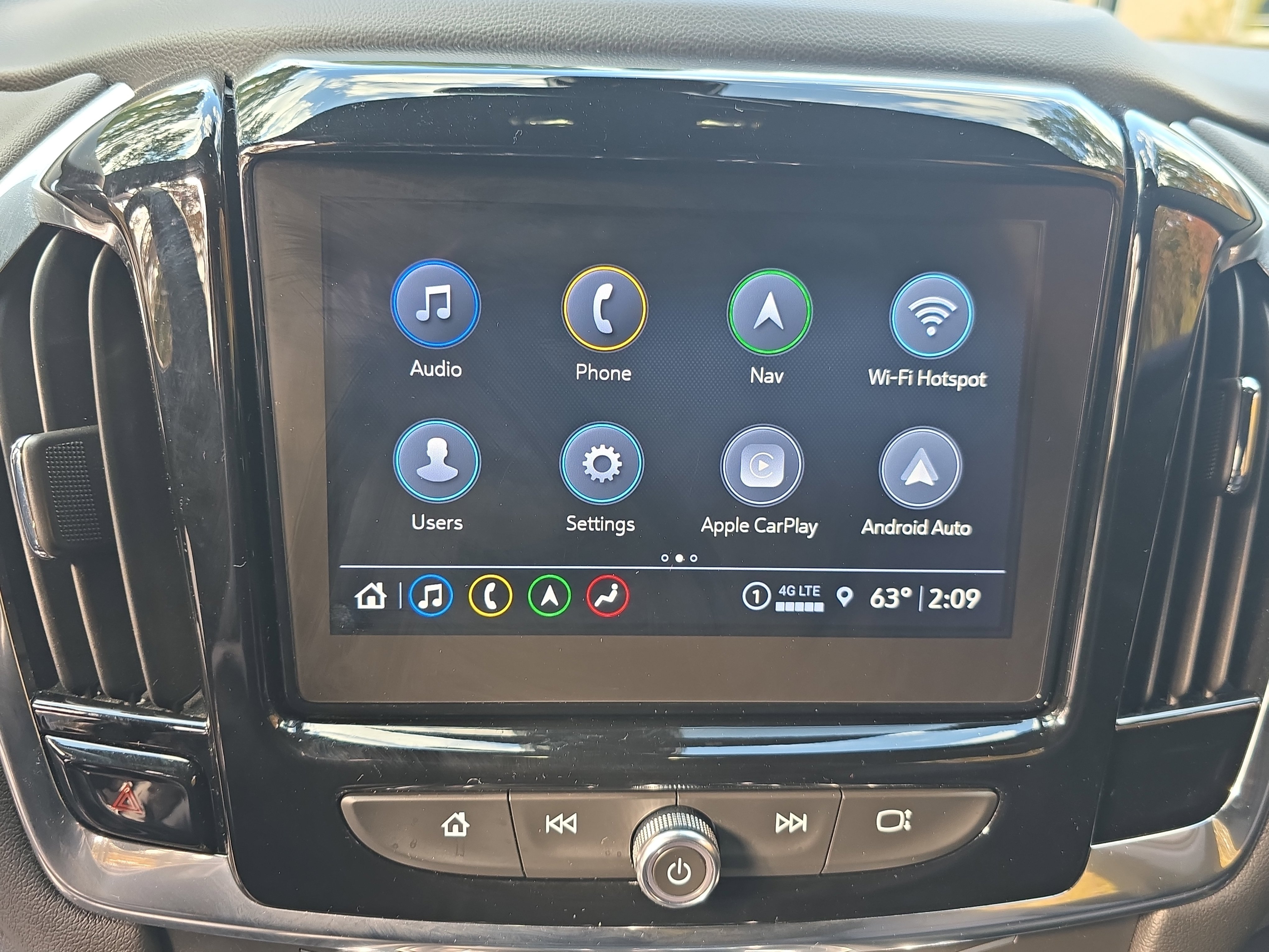 Used 2023 Chevrolet Traverse RS image 20