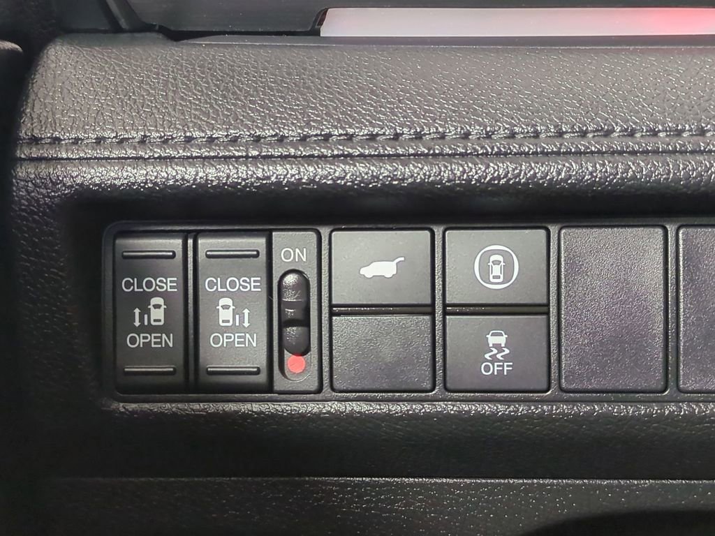 Used 2024 Honda Odyssey Sport image 30