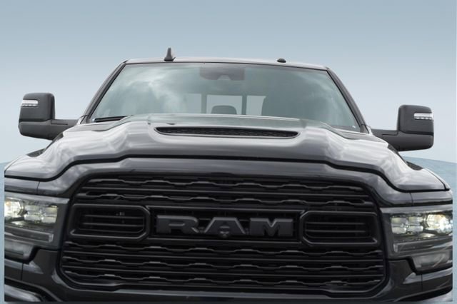 Used 2024 RAM 2500 Limited image 39
