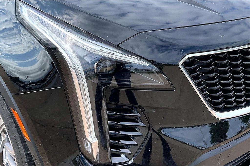 Used 2022 Cadillac XT4 Sport w/ Comfort Package FWD image 28