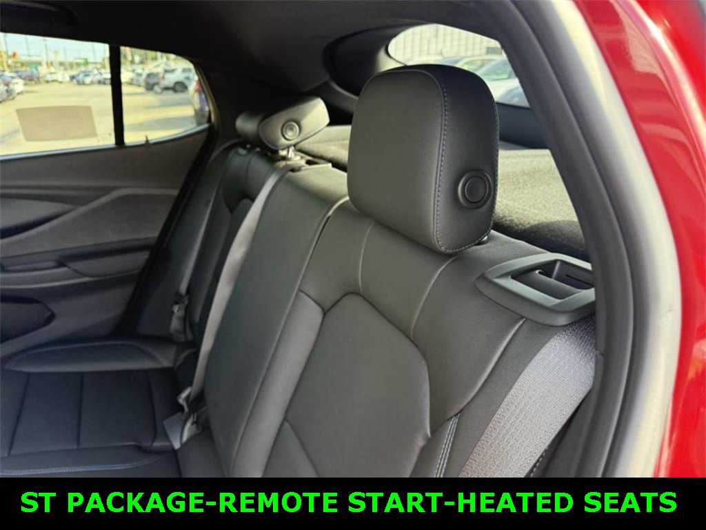 New 2026 Buick Envista Sport Touring image 8