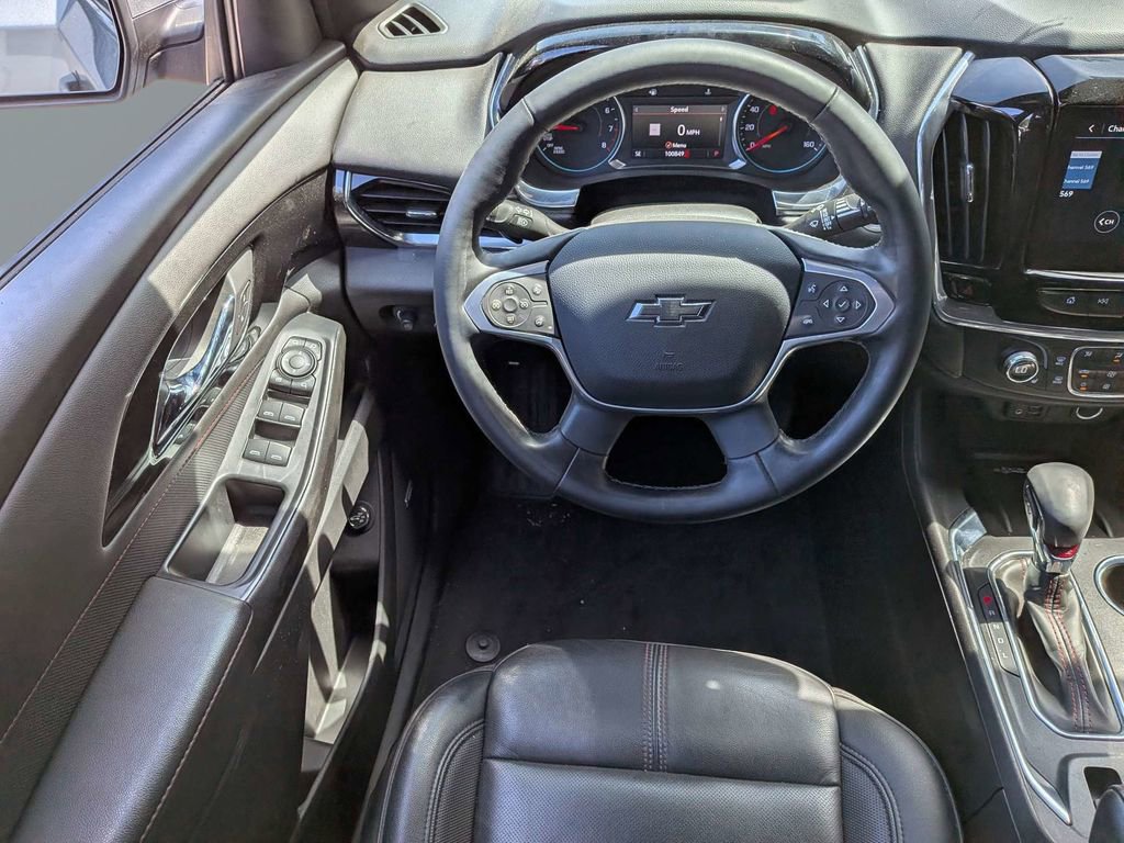 Used 2023 Chevrolet Traverse RS image 16