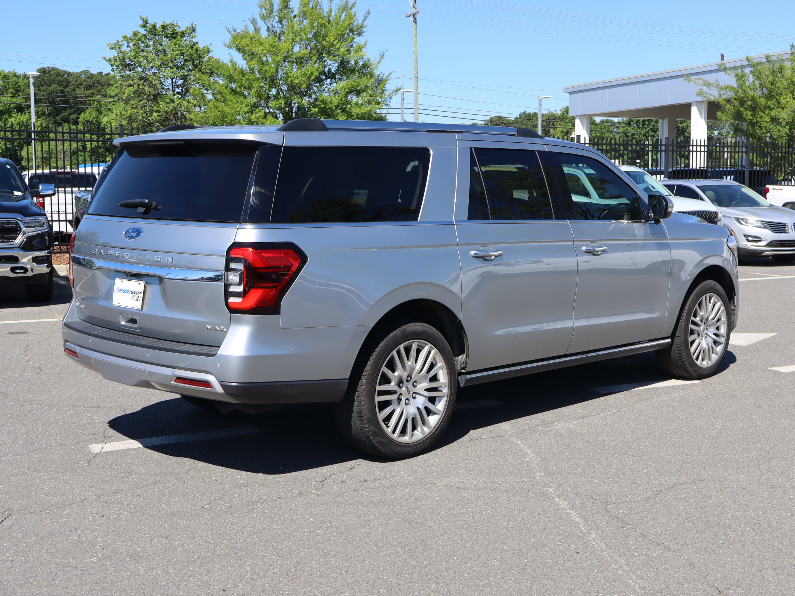 Used 2024 Ford Expedition Max Limited AWD/4WD image 10