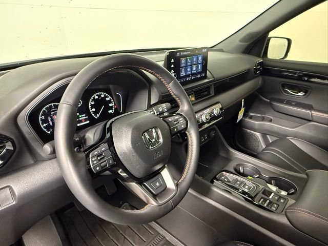 Used 2025 Honda Pilot TrailSport image 12