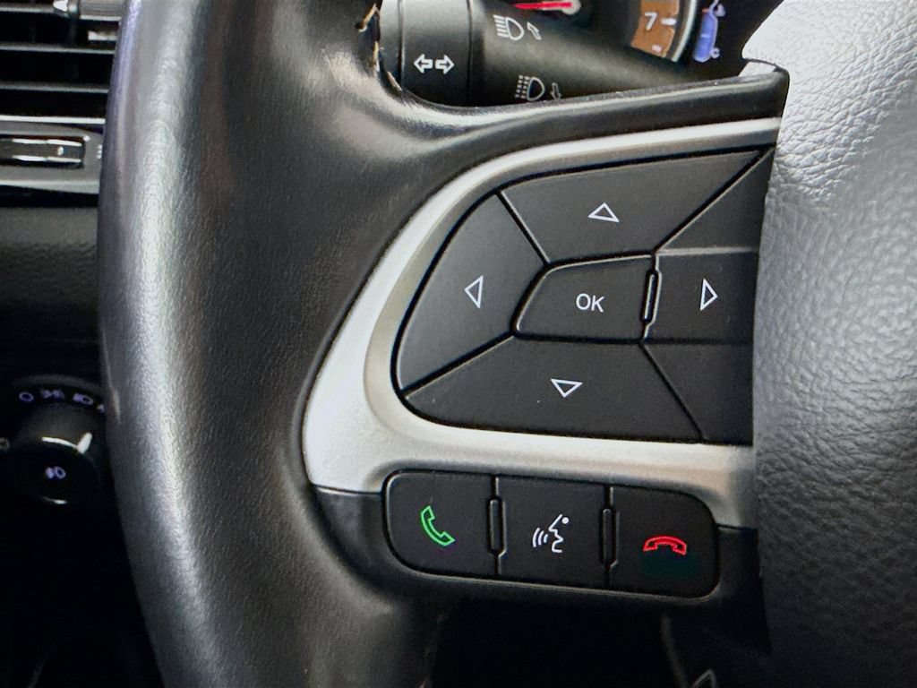 Used 2019 Jeep Compass Limited FWD image 11