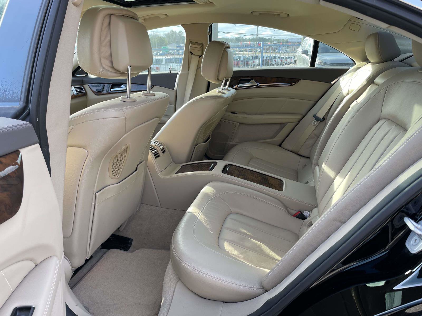 Used 2013 Mercedes-Benz CLS 550 CLS550 Coupe RWD image 9