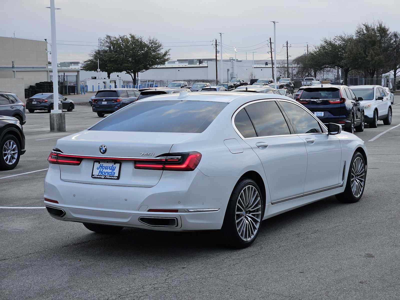 Used 2020 BMW 740i w/ Premium Package image 6