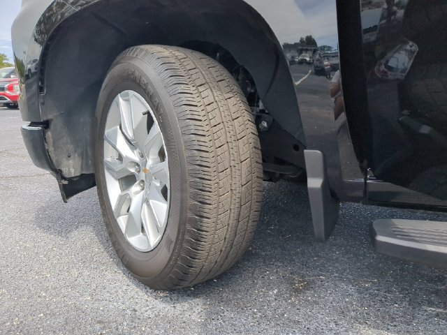 Used 2025 Chevrolet Silverado 1500 Custom RWD image 36