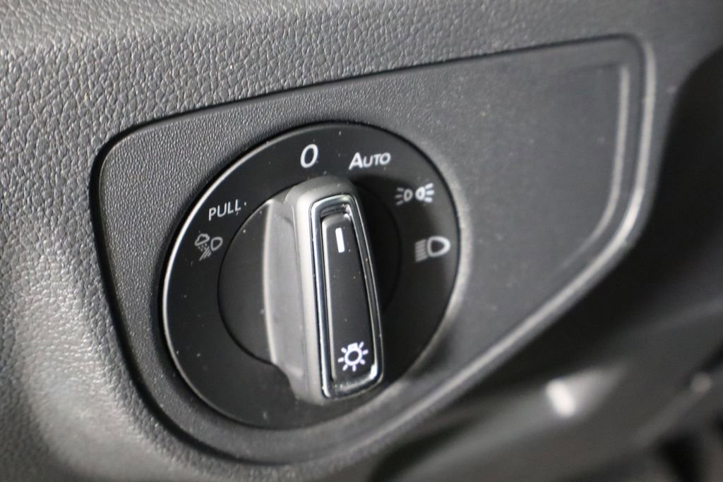 Used 2022 Volkswagen Atlas SE image 24