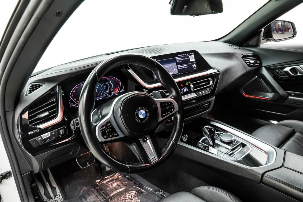 Used 2025 BMW Z4 sDrive30i RWD image 4