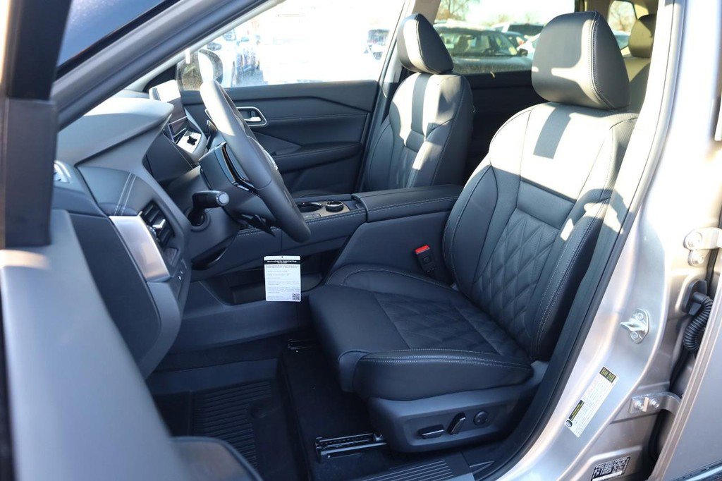 New 2026 Nissan Rogue Platinum w/ Platinum Premium Package image 10