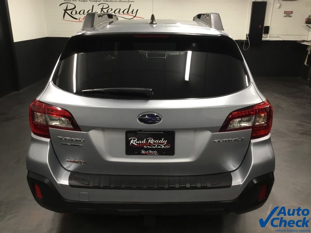 Used 2018 Subaru Outback 2.5i Limited AWD/4WD image 9