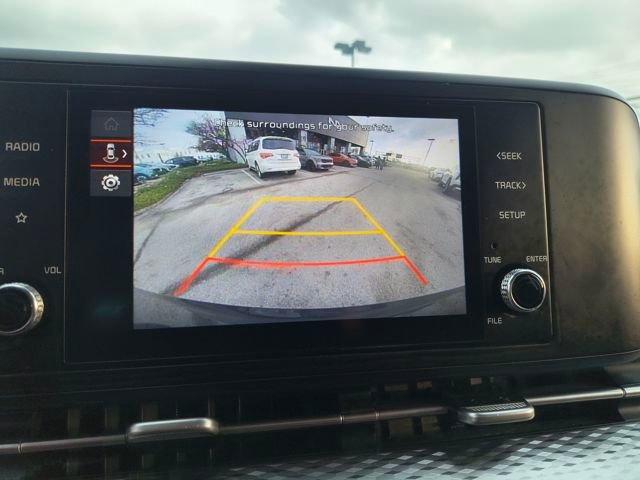 Certified 2024 Kia Carnival LX image 4