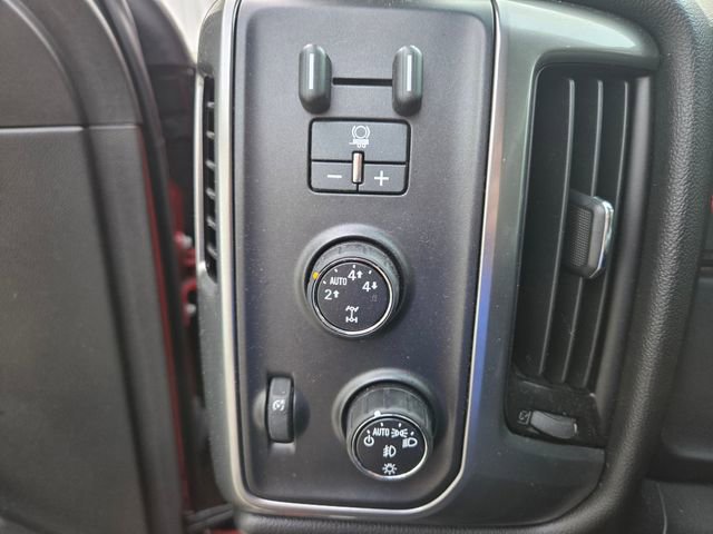 Used 2015 Chevrolet Silverado 1500 LT w/ LT Convenience Package AWD/4WD image 16